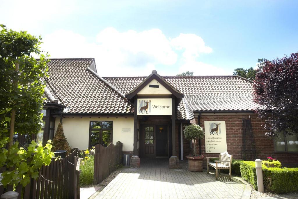 Breckland Lodge Attleborough Εξωτερικό φωτογραφία